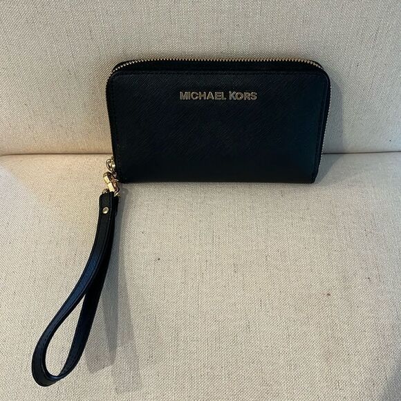 Michael Kors Black Zippered Wristlet - Picture 1 of 7